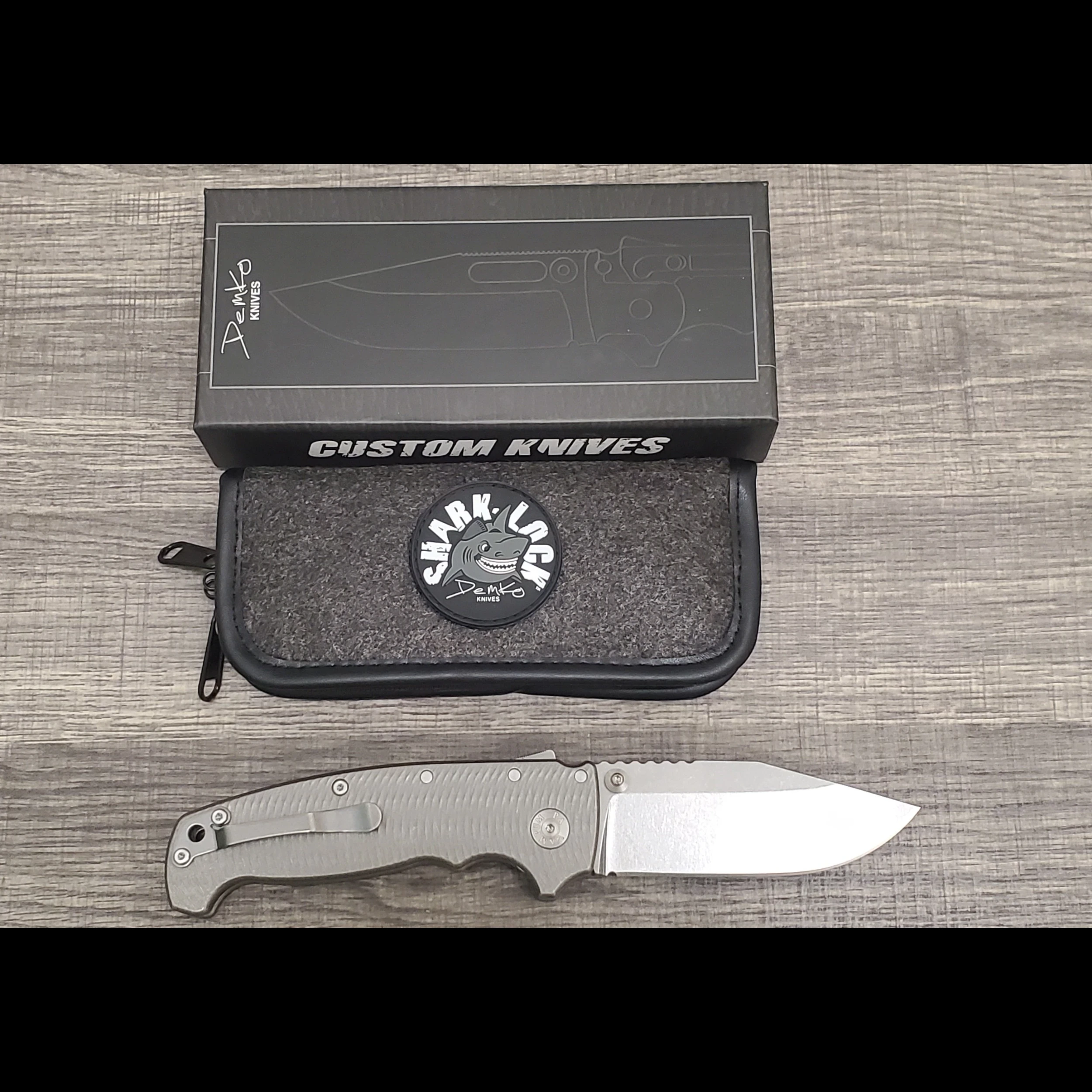 Bladebinge - XXX New Demko MG AD20 XXX , EXTRA LARGE, 3v, Textured